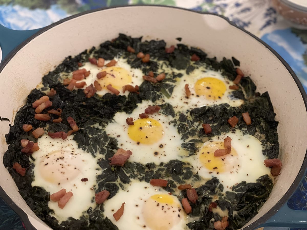 22 Dicembre - Uova al forno con cavolo nero  e cipolle