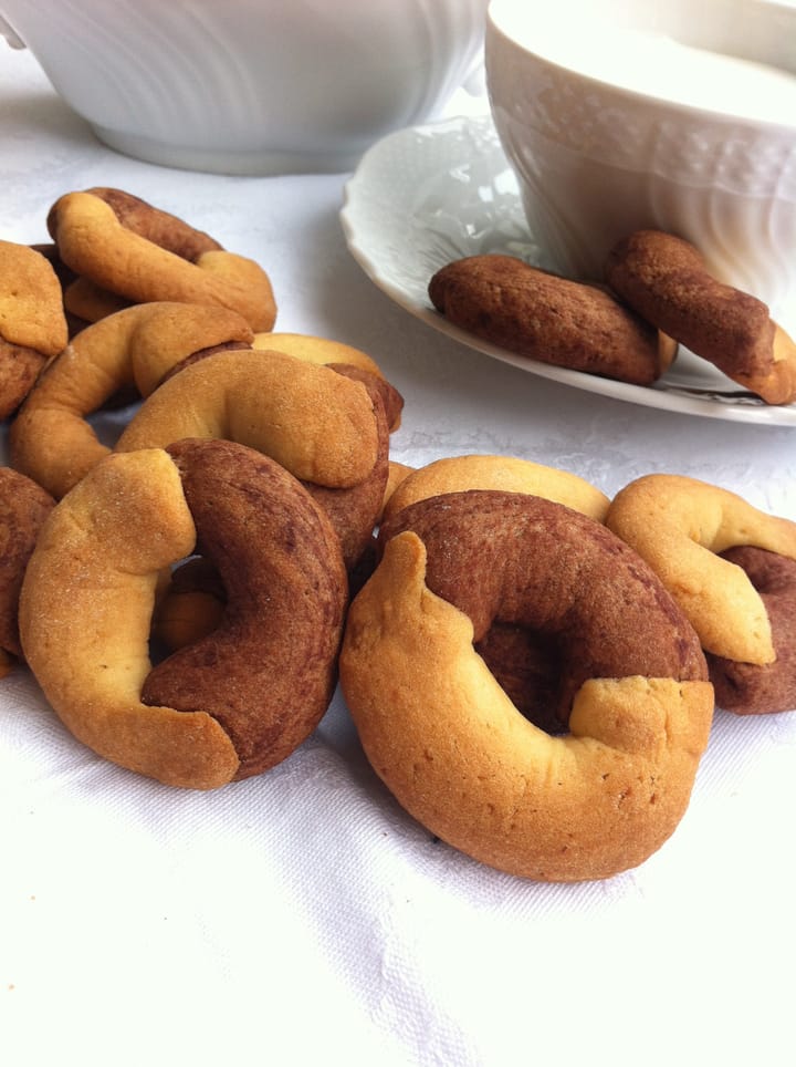 Biscotti "Abbracci" panna e cacao