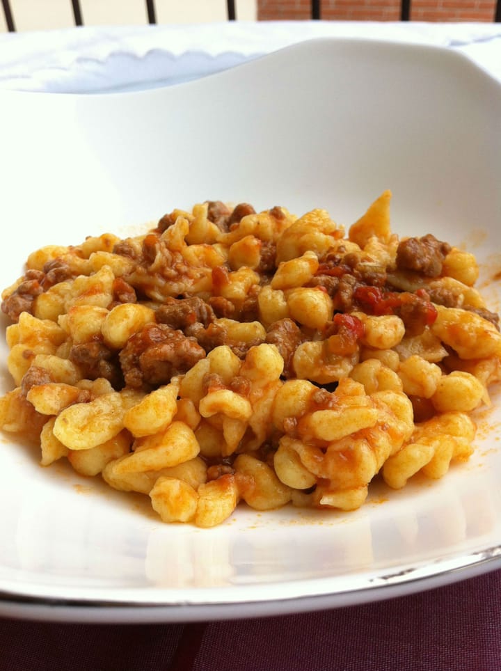 Spaetzlen con ragù di cinghiale