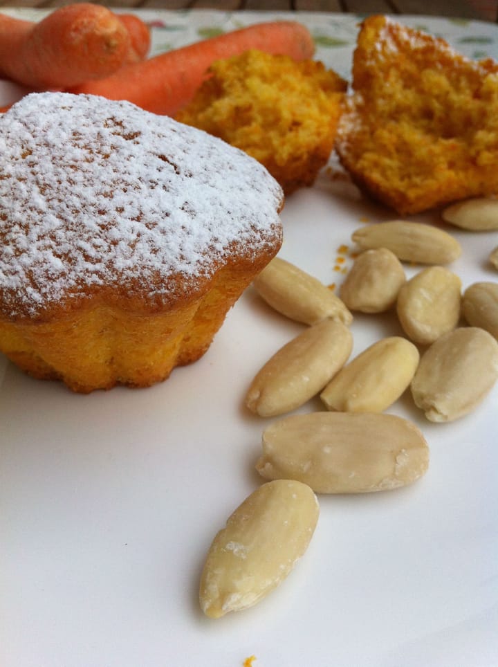 Muffin di carote e mandorle